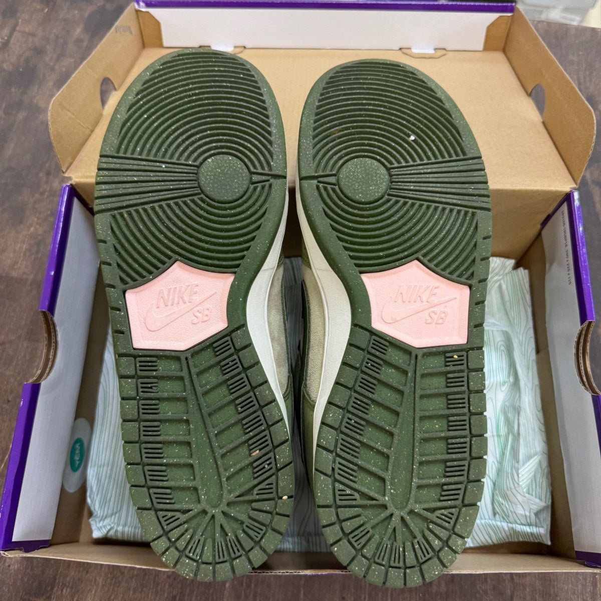 Nike SB Dunk Low Yuto Horigome Matcha - Image 5
