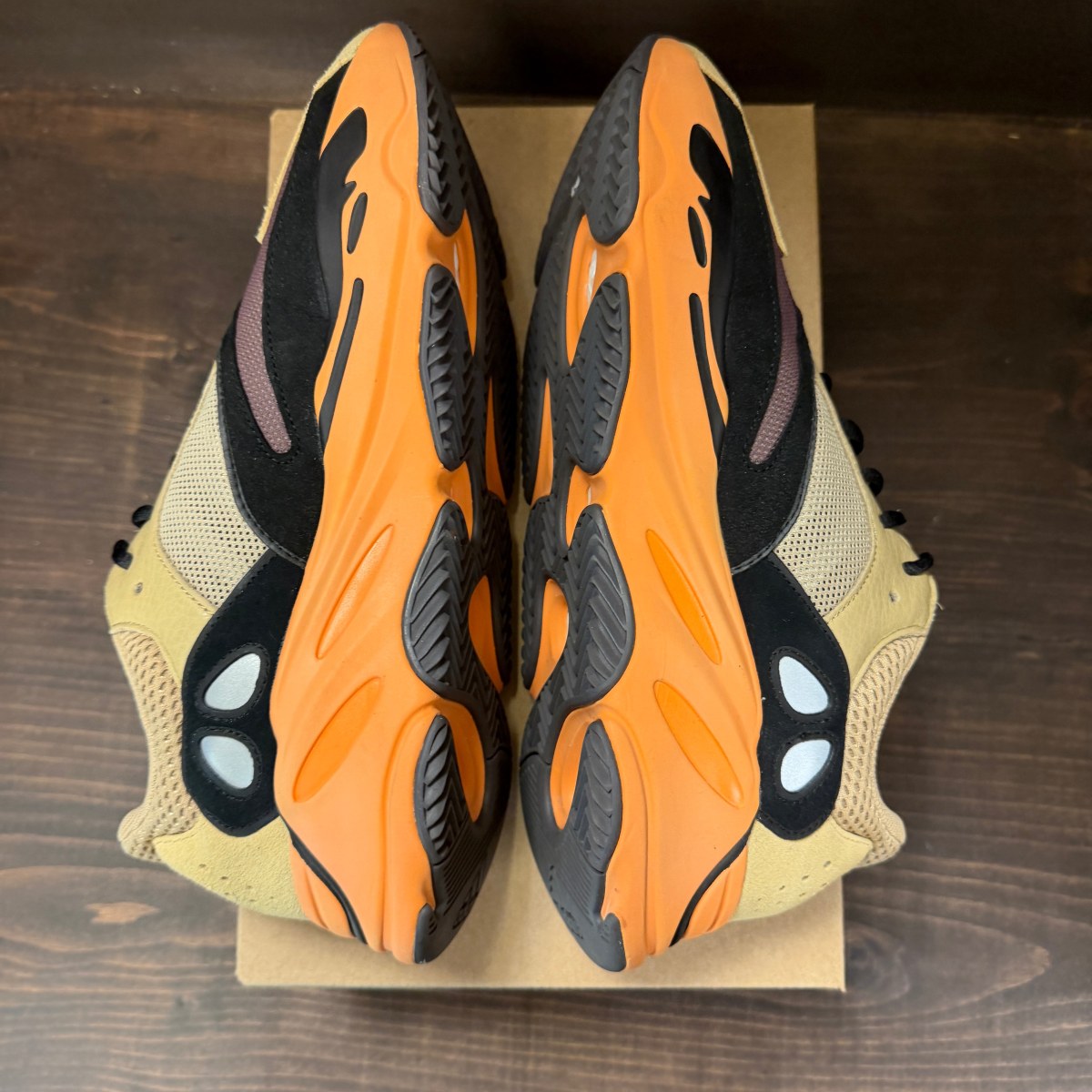 adidas Yeezy Boost 700 Enflame Amber Size 11 (Pre-Owned) - Image 5