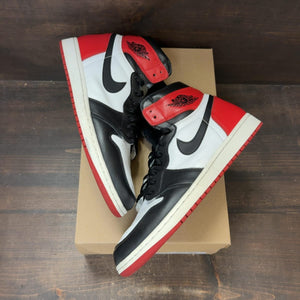 Jordan 1 Retro Black Toe (2016) Size 11 (Pre-Owned) - back