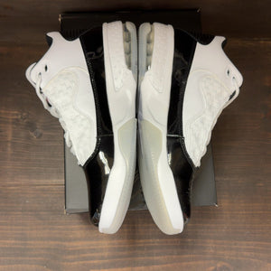 Jordan Max Aura 2 White Black Gym Red Size 9 (Pre-Owned) - Image 4