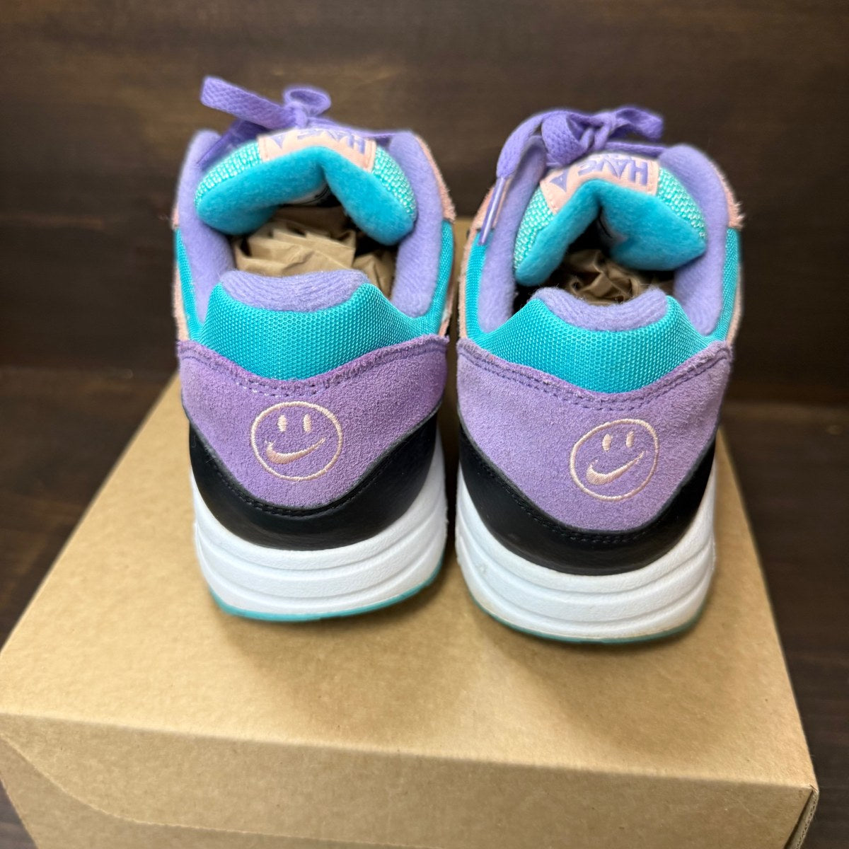 Nike Air Max 1 Have a Nike Day (GS) Size 7Y (Pre-Owned) - Image 4