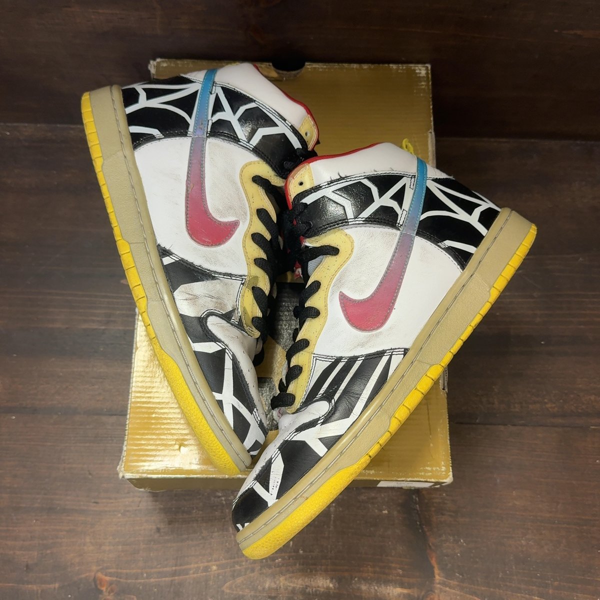 Nike SB Dunk High Thrashin Size 10 (Pre-Owned) - back
