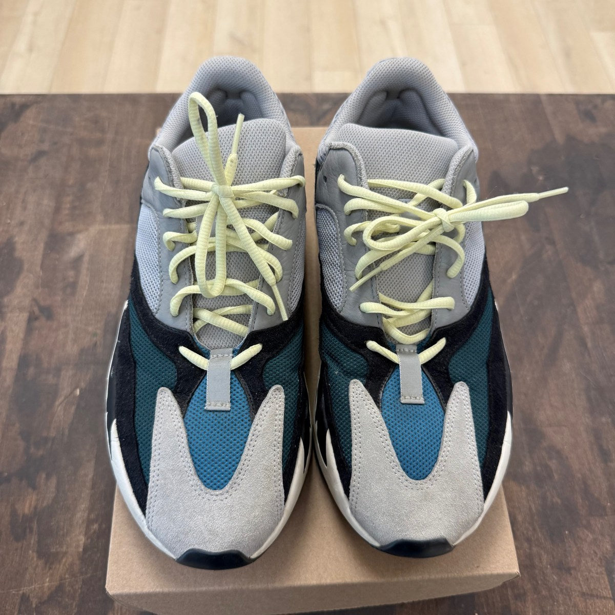 adidas Yeezy Boost 700 Wave Runner Size 11 (Pre-Owned) - Image 2