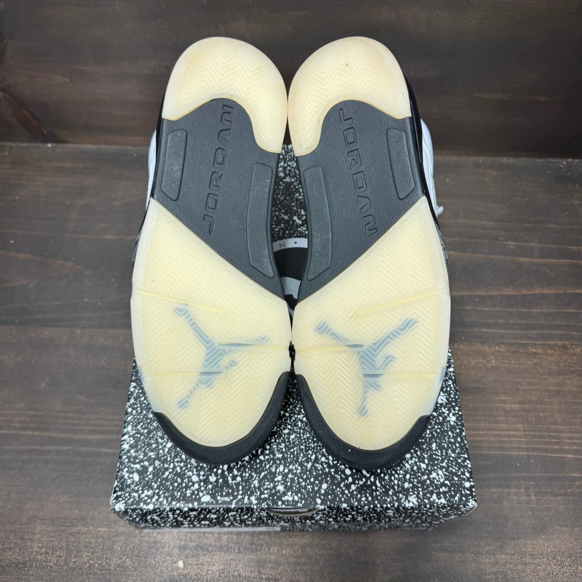 Jordan 5 Retro Reverse Metallic - Image 6