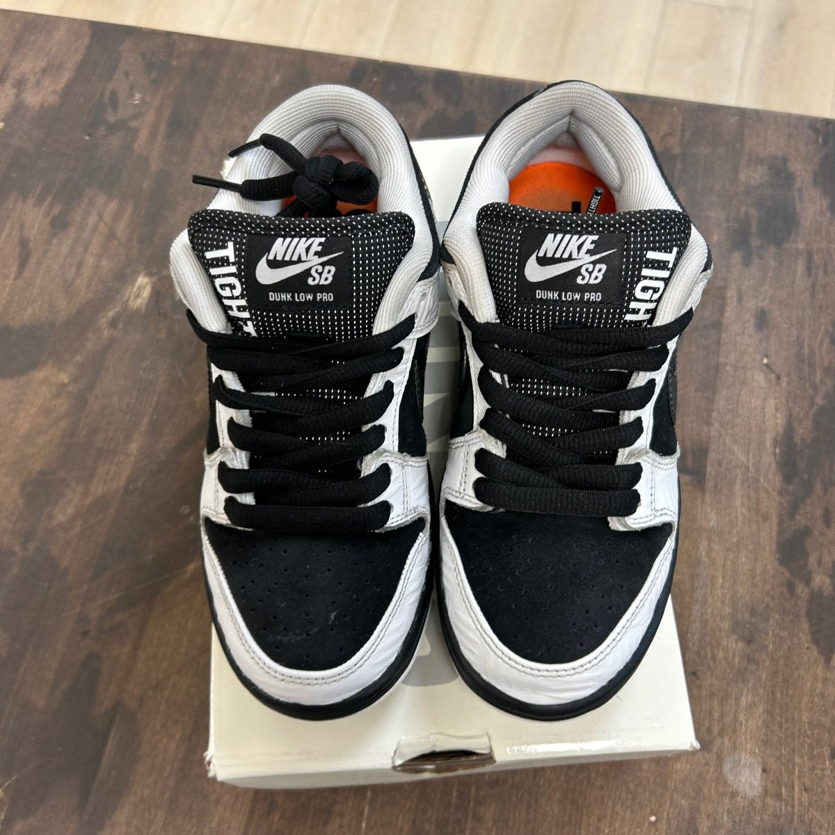Nike SB Dunk Low TIGHTBOOTH - Image 2