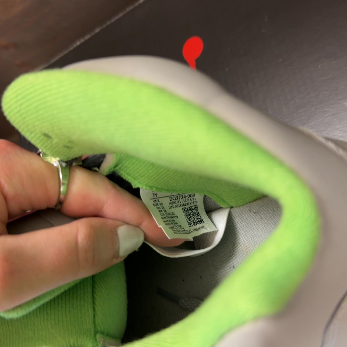 Jordan 5 Retro Green Bean (2022) (GS) - Image 7