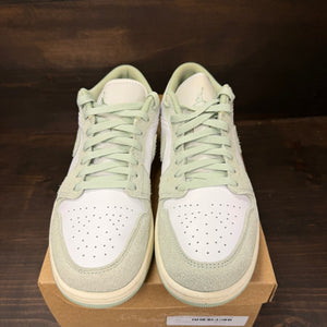 Jordan 1 Low SE Seafoam Size 10.5 (Pre-Owned) - Image 3