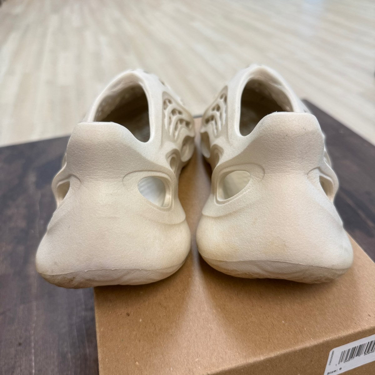adidas Yeezy Foam RNNR Sand - Image 4