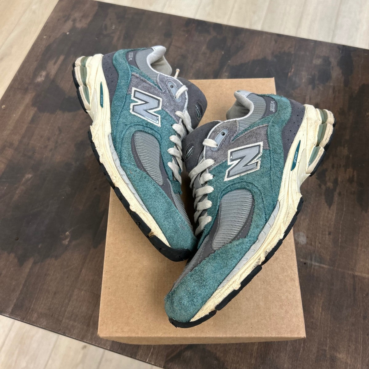 New Balance 2002R New Spruce Magnet Size 10 (Pre-Owned) - Image 1