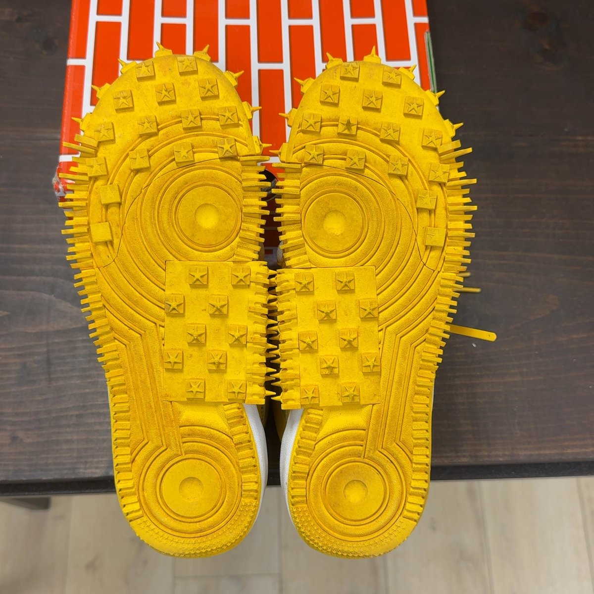 Nike Air Force 1 Mid SP Off-White Varsity Maize Size 8 (Pre-Owned) - aux