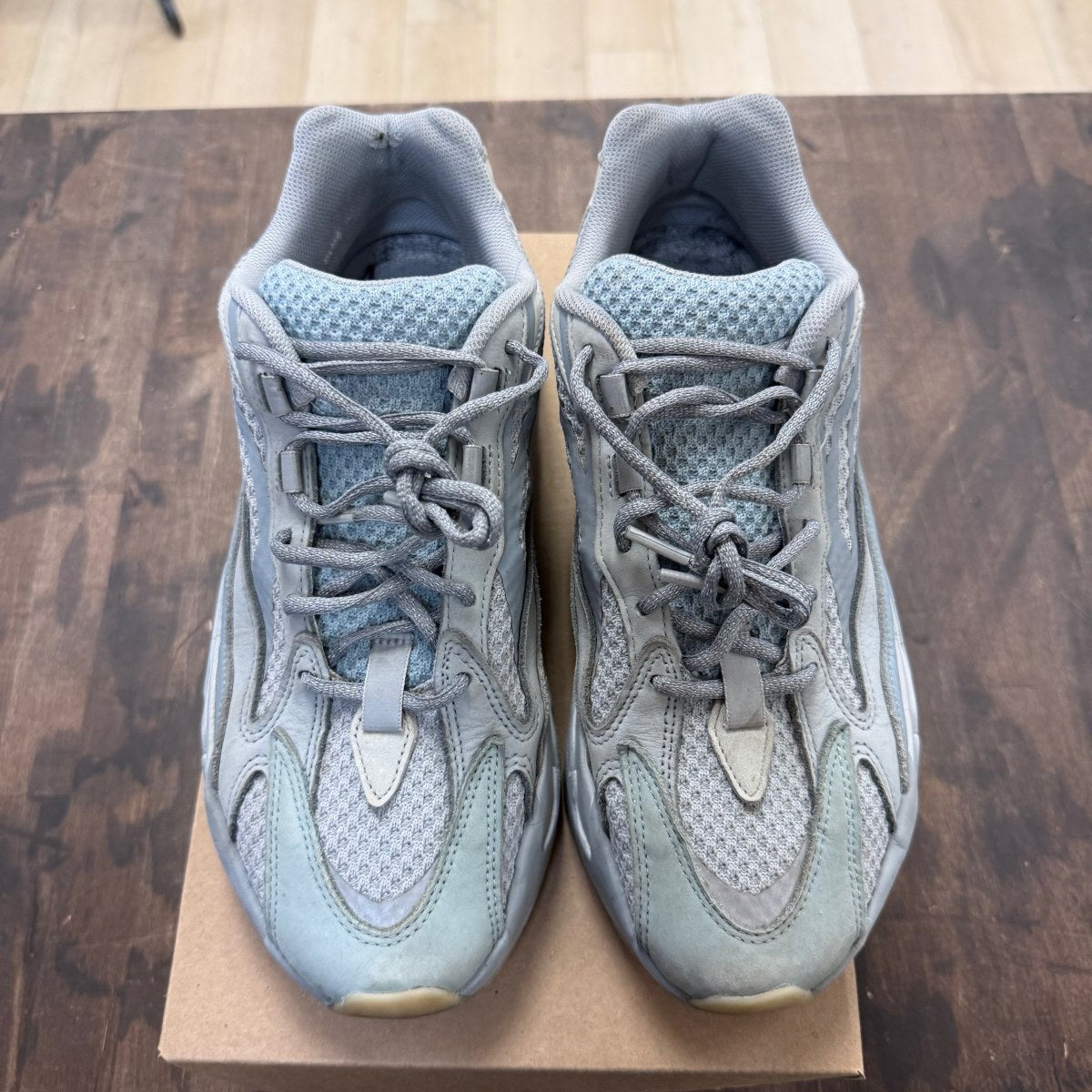 adidas Yeezy Boost 700 V2 Inertia Size 12 (Pre-Owned) - Image 2
