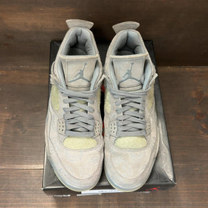 Jordan 4 Retro Kaws Size 9 (Pre-Owned) - tag