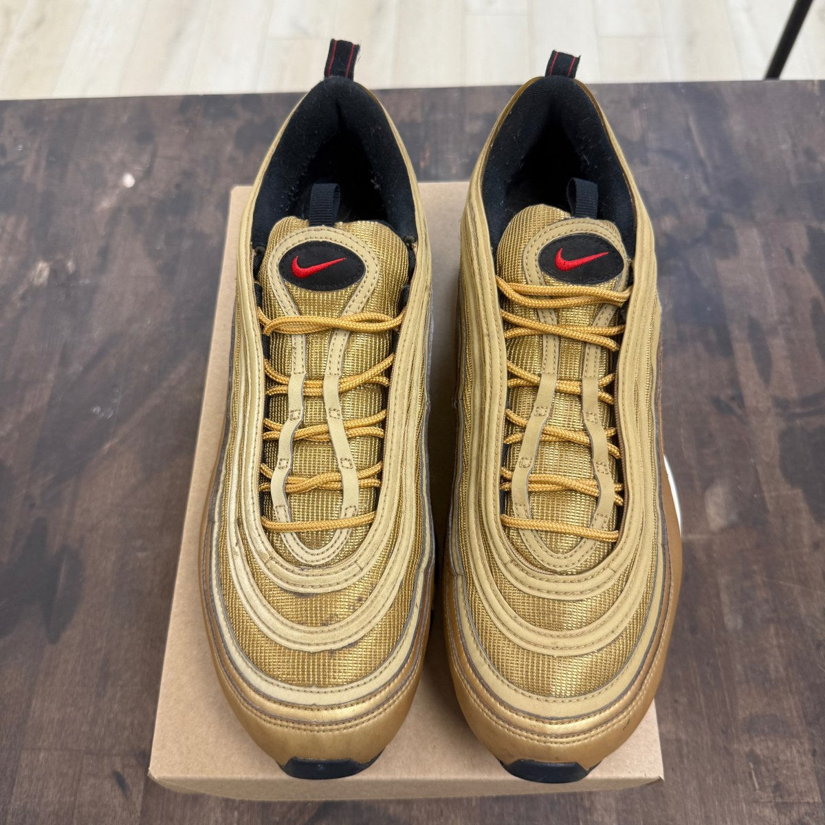 Nike Air Max 97 Metallic Gold (2017/2018) Size 13 (Pre-Owned) - Image 2