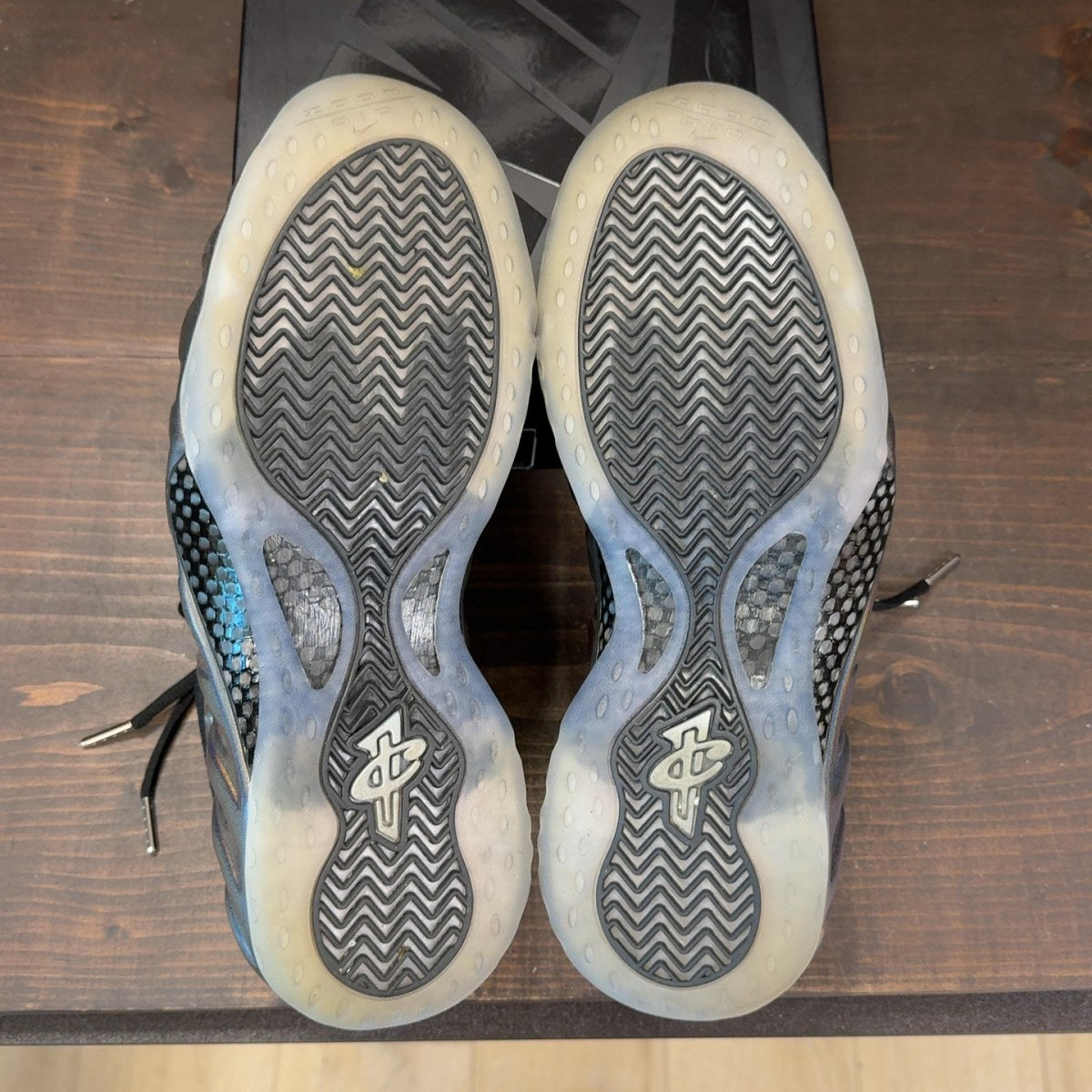 Nike Air Foamposite One Hologram - Image 9
