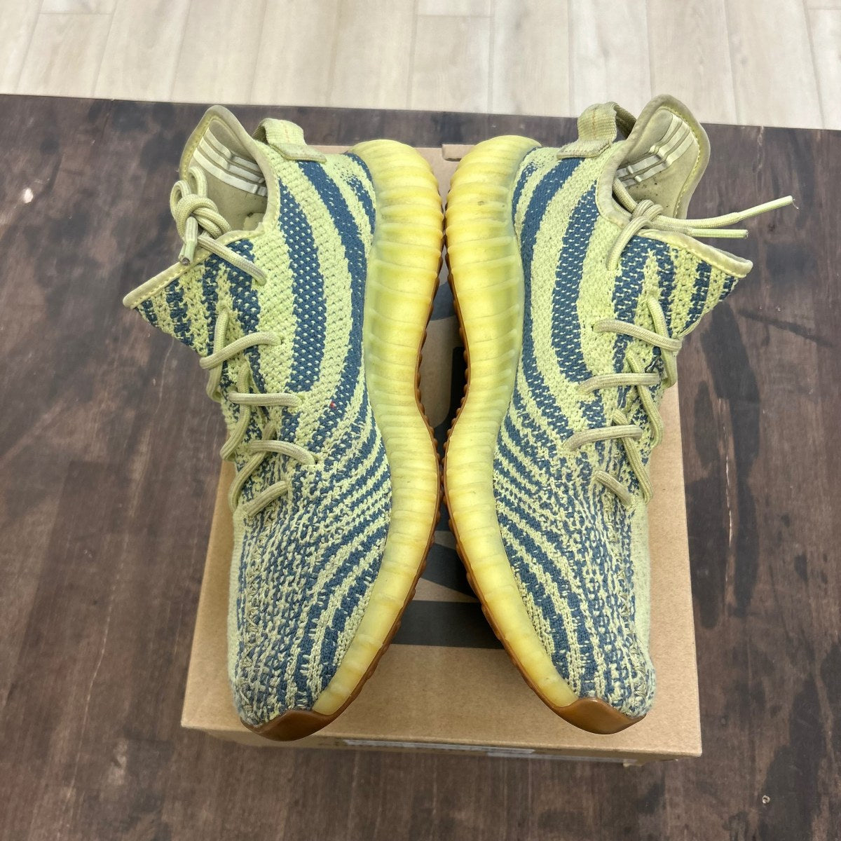 adidas Yeezy Boost 350 V2 Semi Frozen Yellow - Image 3