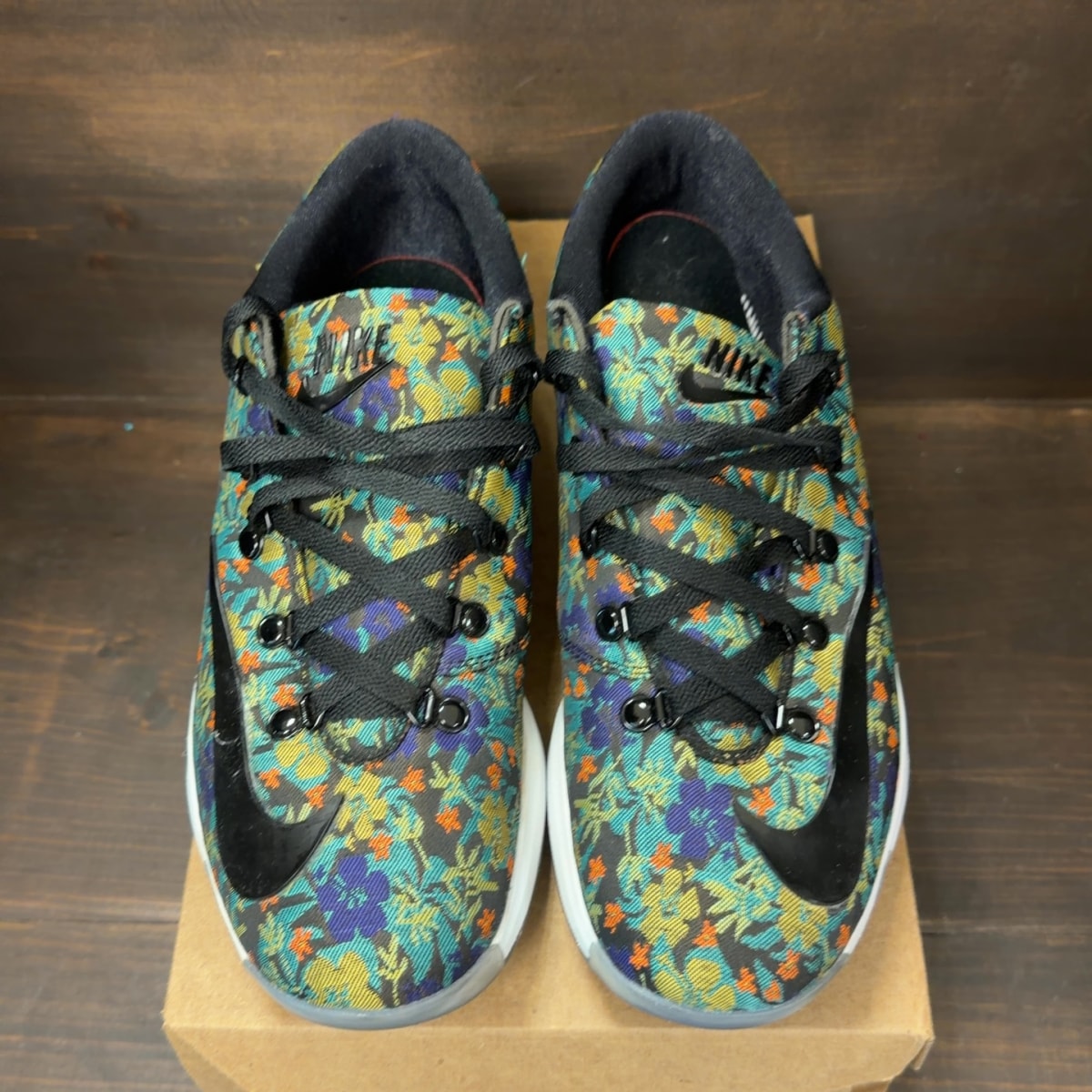 Nike KD 6 EXT Floral Size 11 (Pre-Owned) - Image 3