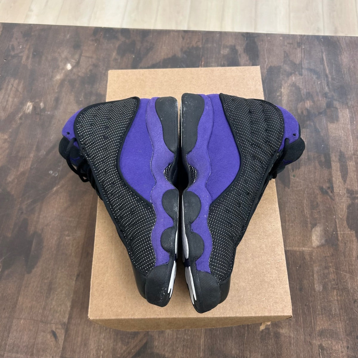 Jordan 13 Retro Court Purple (GS) Size 6Y (Pre-Owned) - Image 3