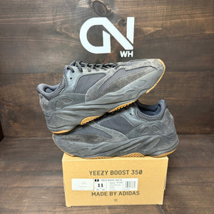 adidas Yeezy Boost 700 Mauve - Image 1