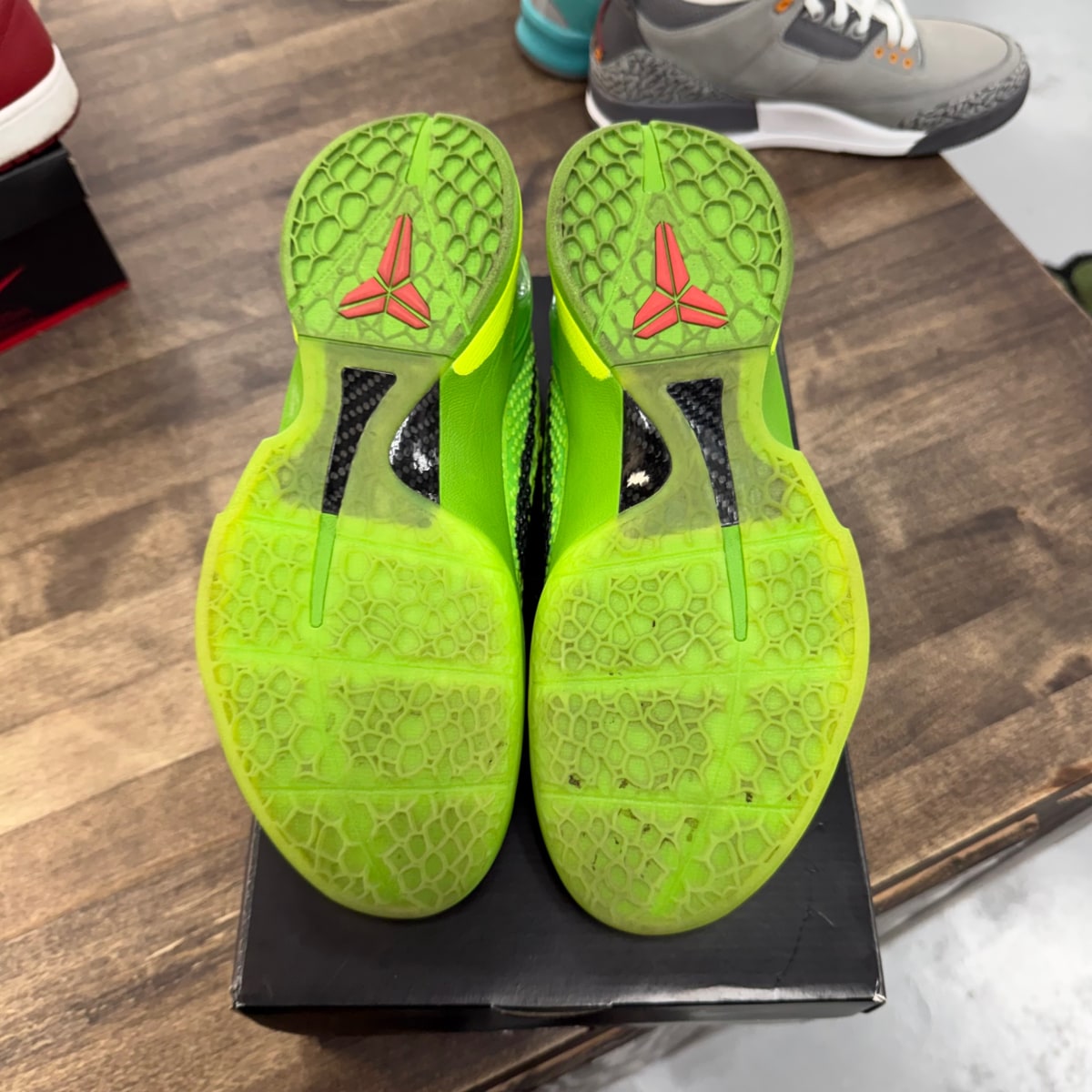 Nike Kobe 6 Protro Grinch (2020) - Image 4