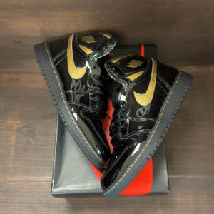 Jordan 1 Retro High Black Metallic Gold (2020) (GS) - Image 2