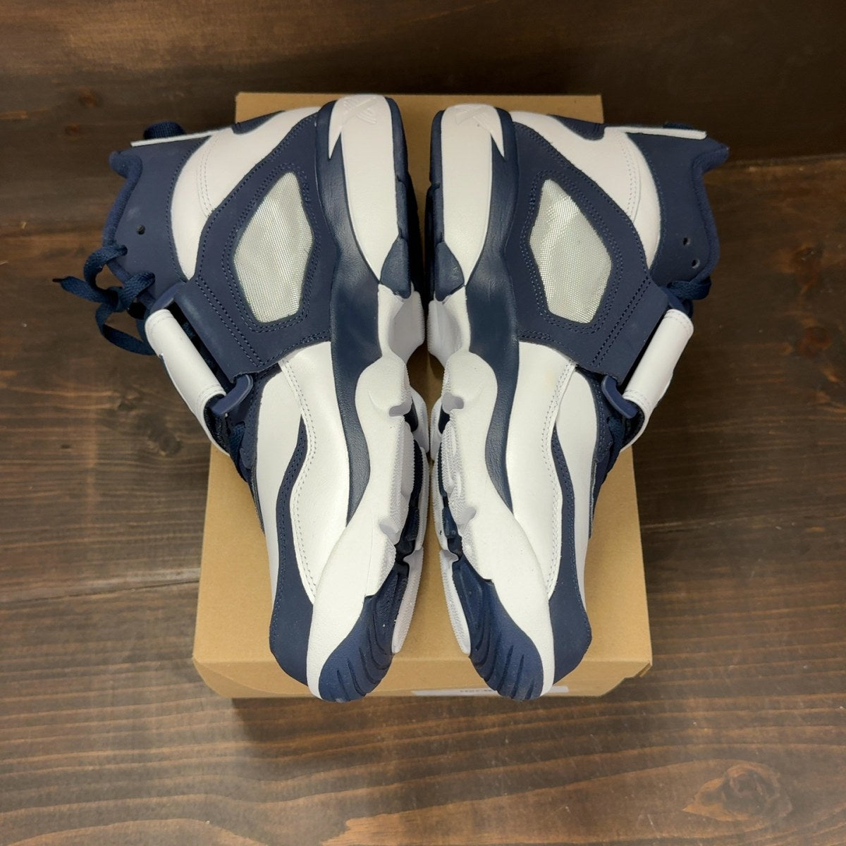 Nike Air Diamond Turf Cowboys Size 12.5 (Pre-Owned) - Image 4