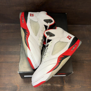 Jordan 5 Retro Fire Red Black Tongue (2025) - Image 2