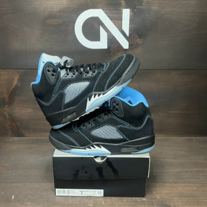 Jordan 5 Retro Black University Blue (2026) - Image 1