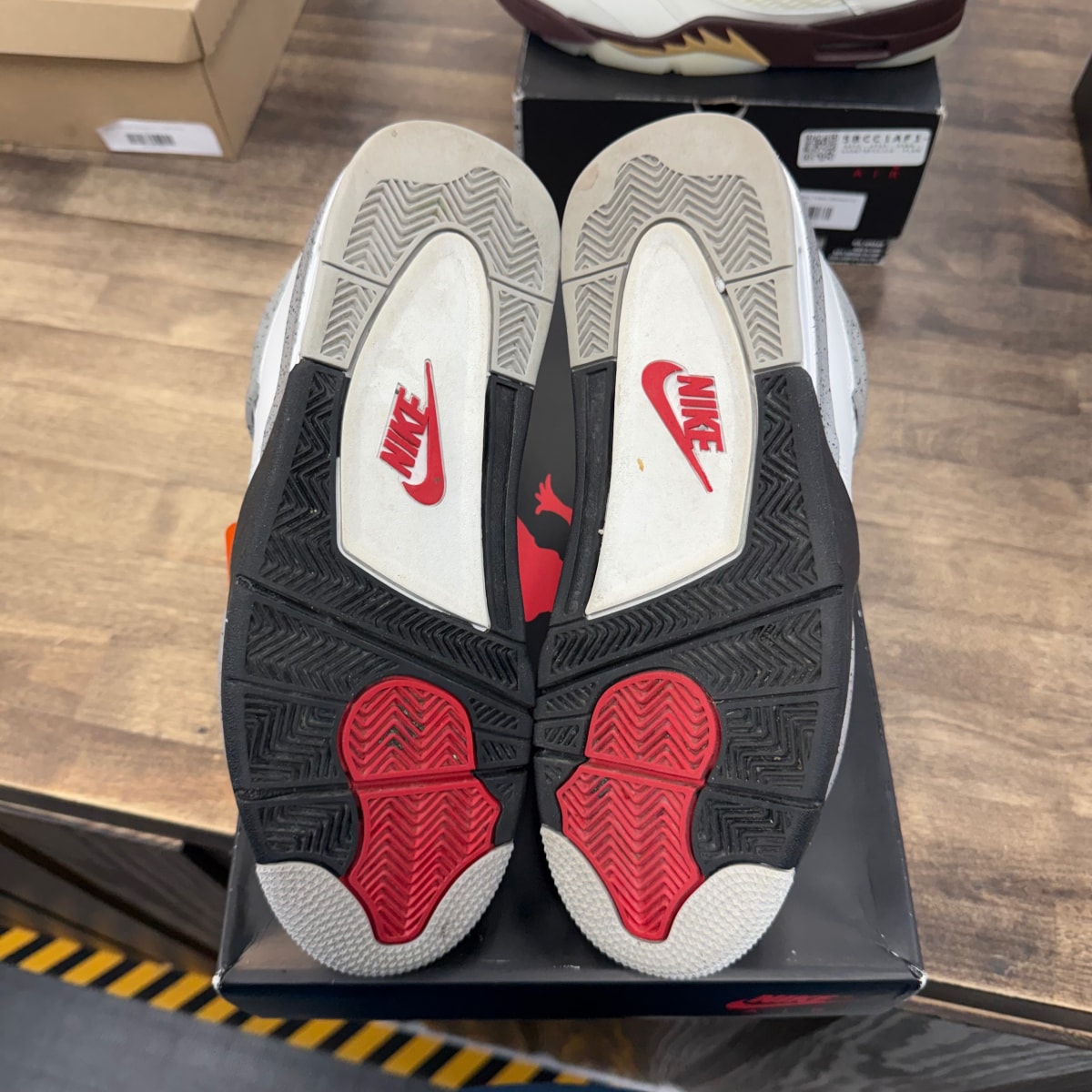 Jordan 4 Retro White Cement (2025) Size 11 (Pre-Owned)
