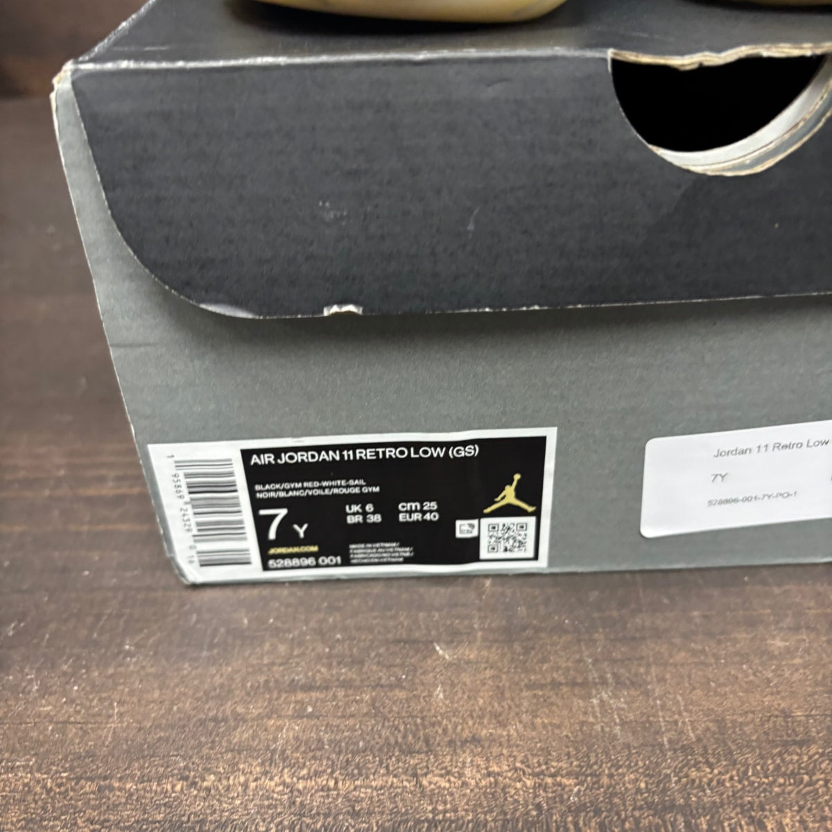 Jordan 11 Retro Low 72-10 (GS) - Image 7