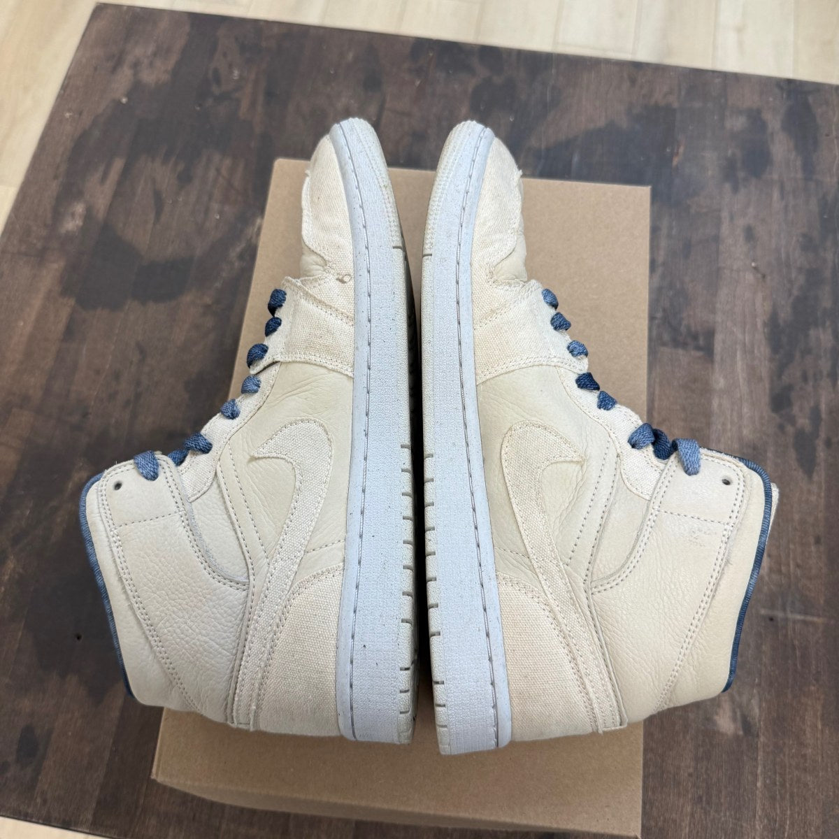 Jordan 1 Mid SE Sanddrift (Women's) Size 10.5W (Pre-Owned) - Image 5
