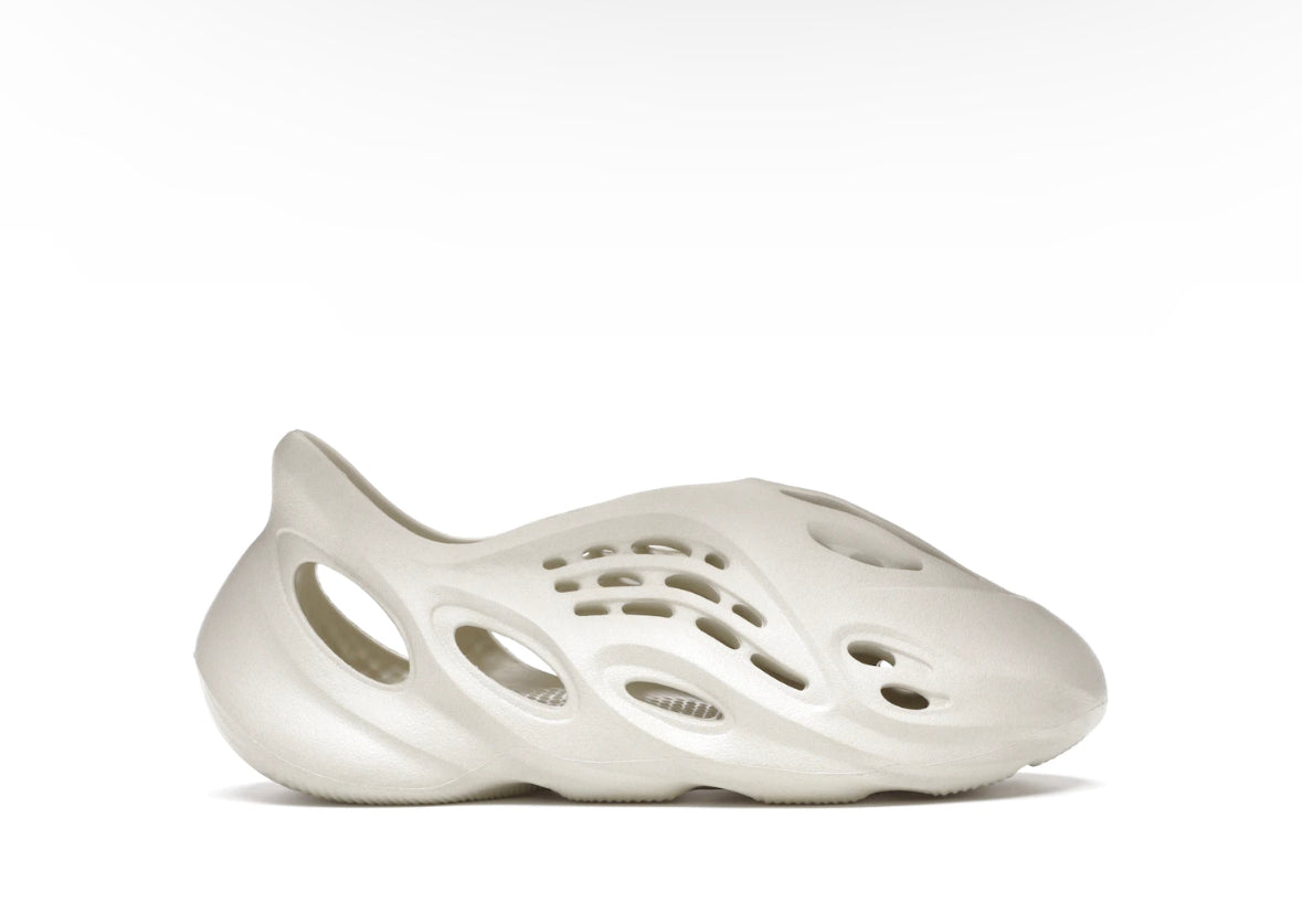 Sand Foam Runner Yeezy (Re-Release)