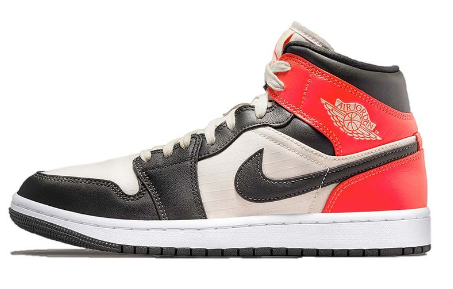 Newsprint Light Orewood Brown Jordan 1 Mid (W)