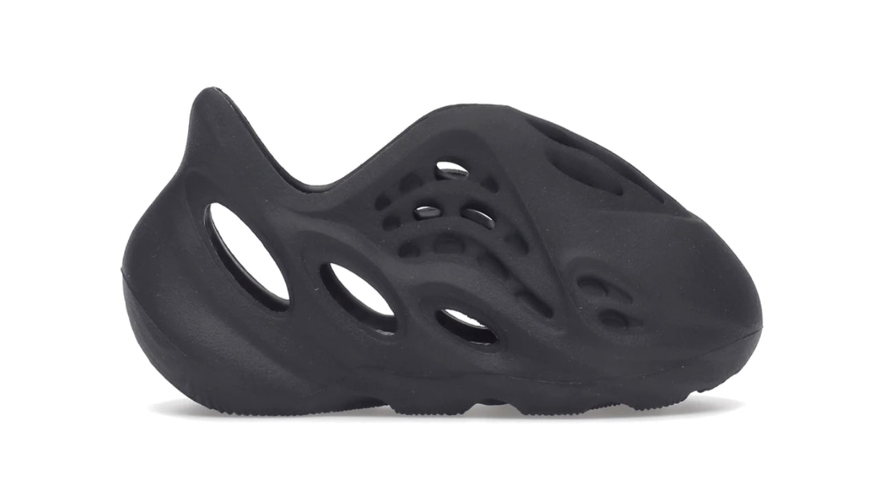 Onyx Yeezy Foam Runner (Infants)