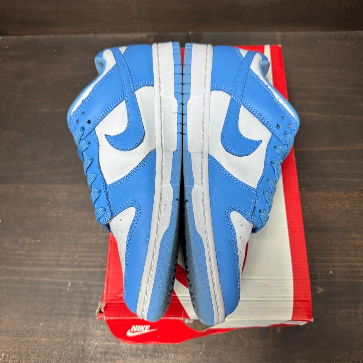 Nike Dunk Low UNC (2021) Size 9 (Pre-Owned) - tag