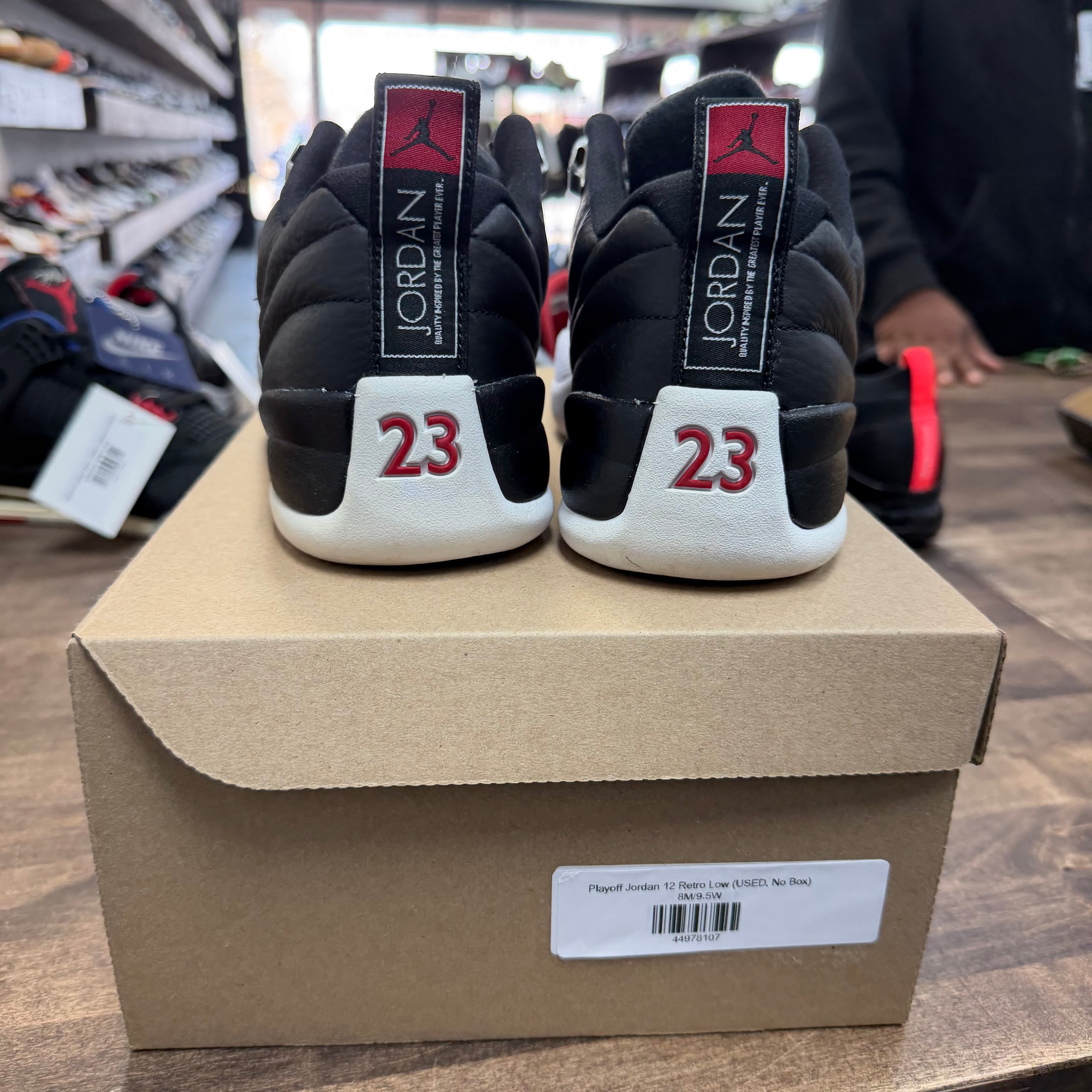 Jordan 12 Retro Low Playoffs Size 8 (Pre-Owned)