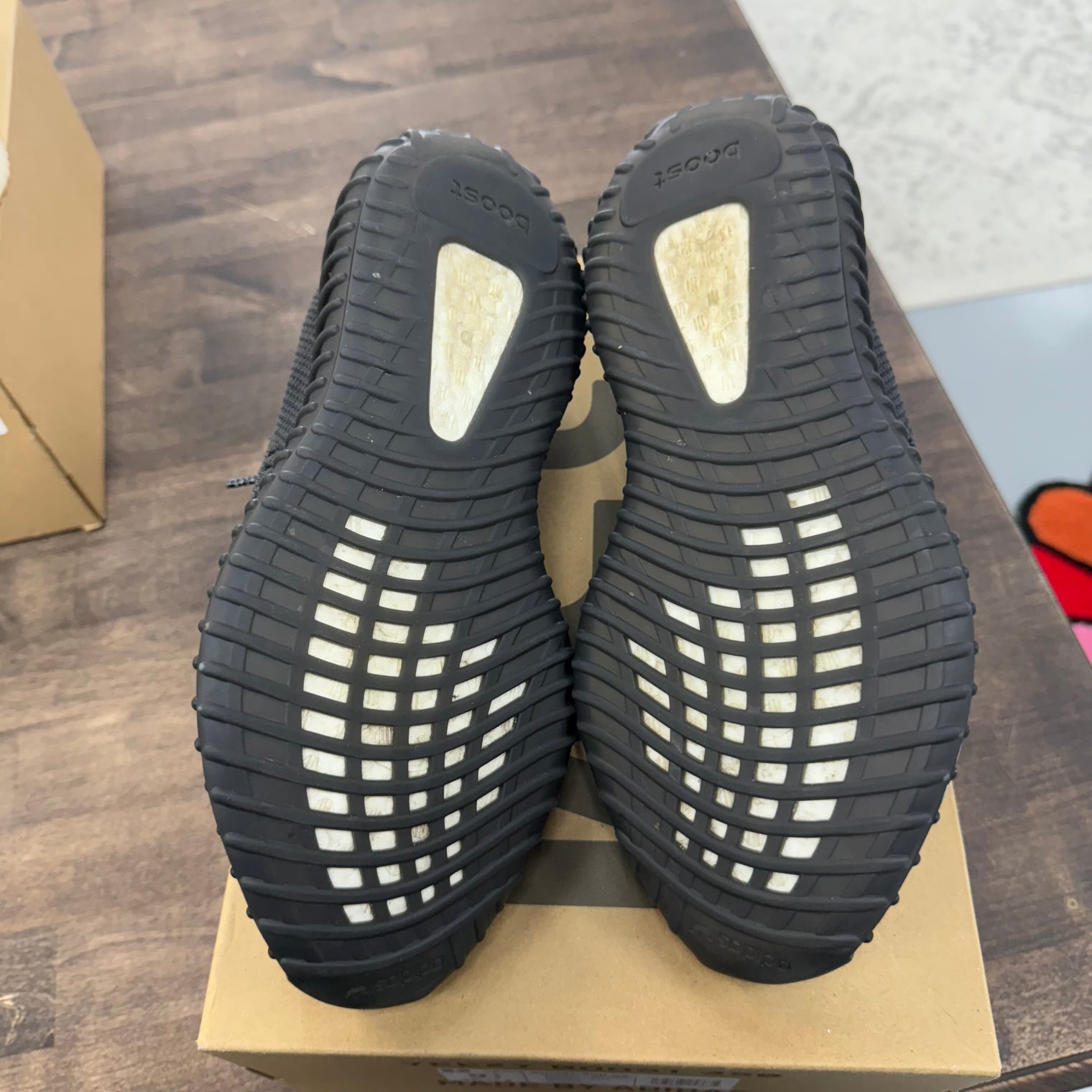 Black Static Yeezy 350 (USED)