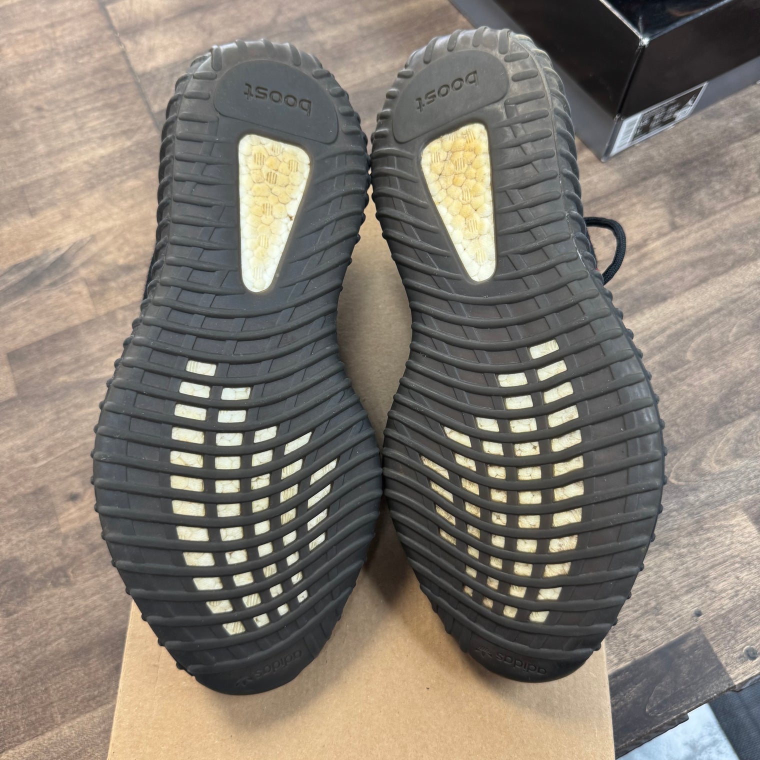 Bred Yeezy 350 (USED, No Box)