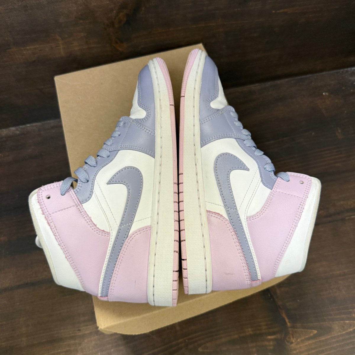 Jordan 1 Mid Indigo Haze Doll White (Women's) Size 8.5W (Pre-Owned) - Image 4