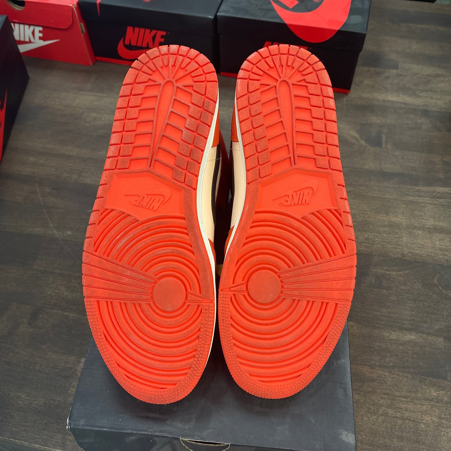 Team Orange Black Jordan 1 Mid SE (USED)