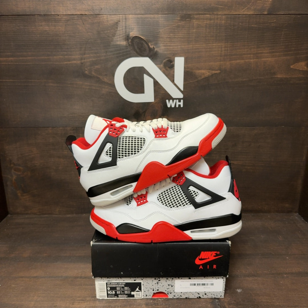 Jordan 4 Retro Fire Red (2020) - Image 1