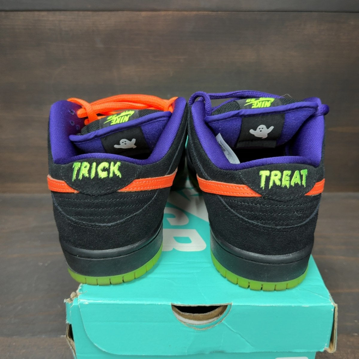 Nike SB Dunk Low Night of Mischief Halloween - Image 4