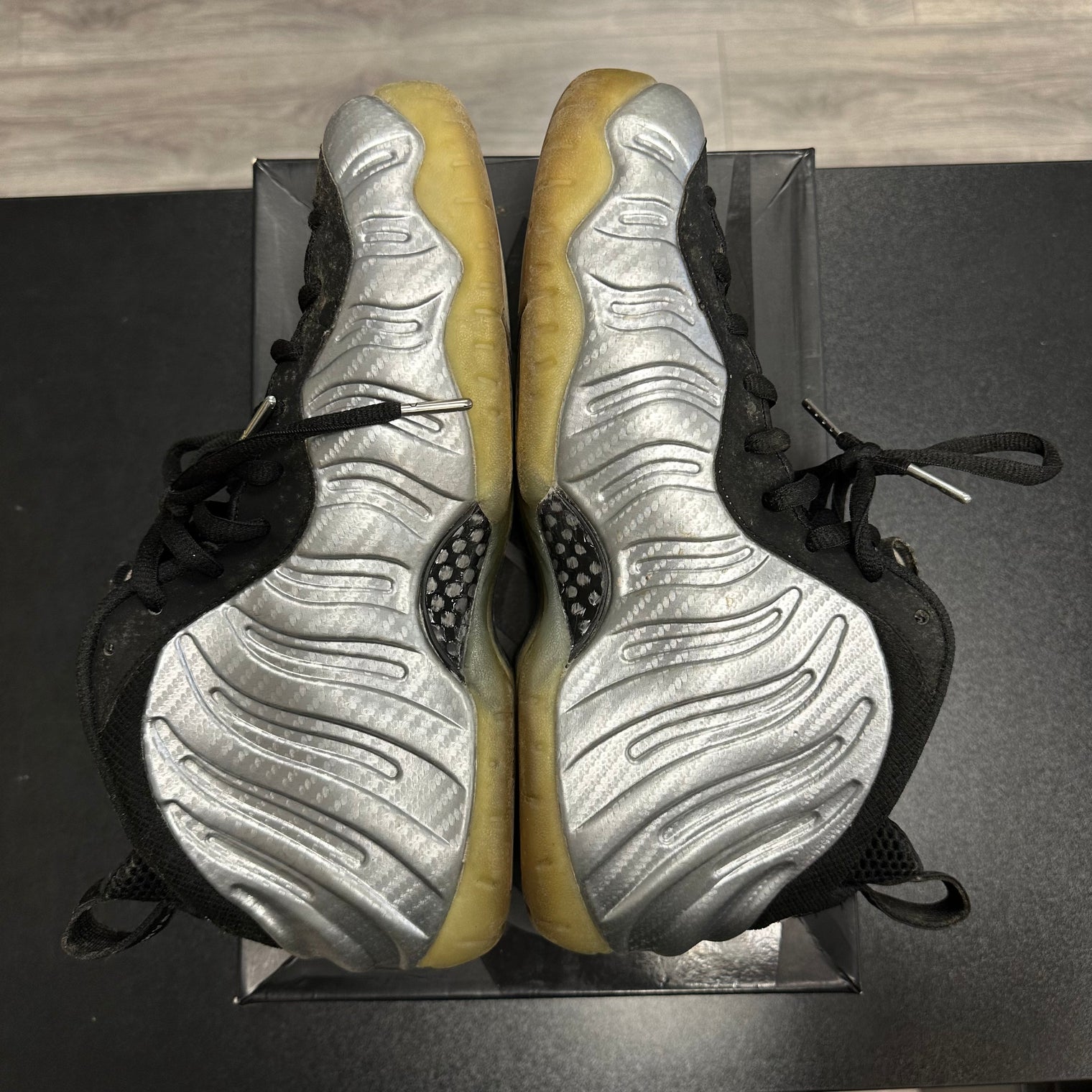 Nike Air Foamposite Silver Surfer (Used)