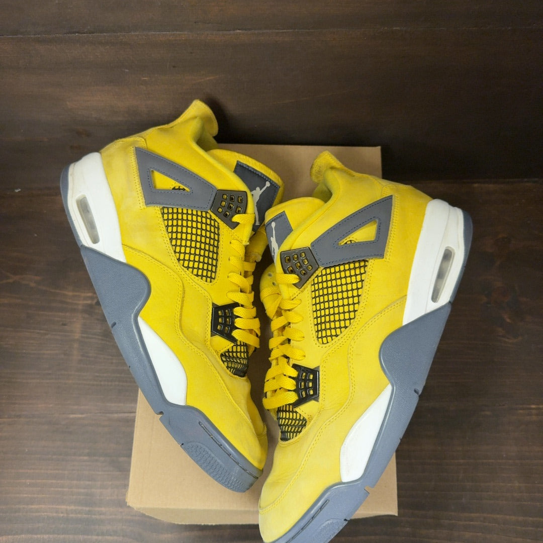 Jordan 4 Retro Lightning (2021) Size 13 (Pre-Owned) - Image 2