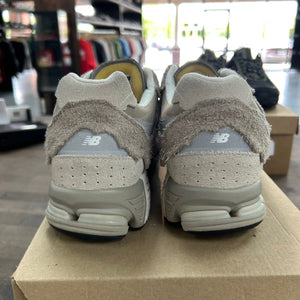 New Balance 2002R Protection Pack Driftwood Size 9.5 (Pre-Owned) - Image 4