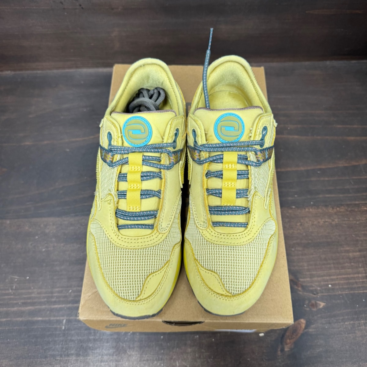 Nike Air Max 1 Travis Scott Cactus Jack Saturn Gold - Image 3
