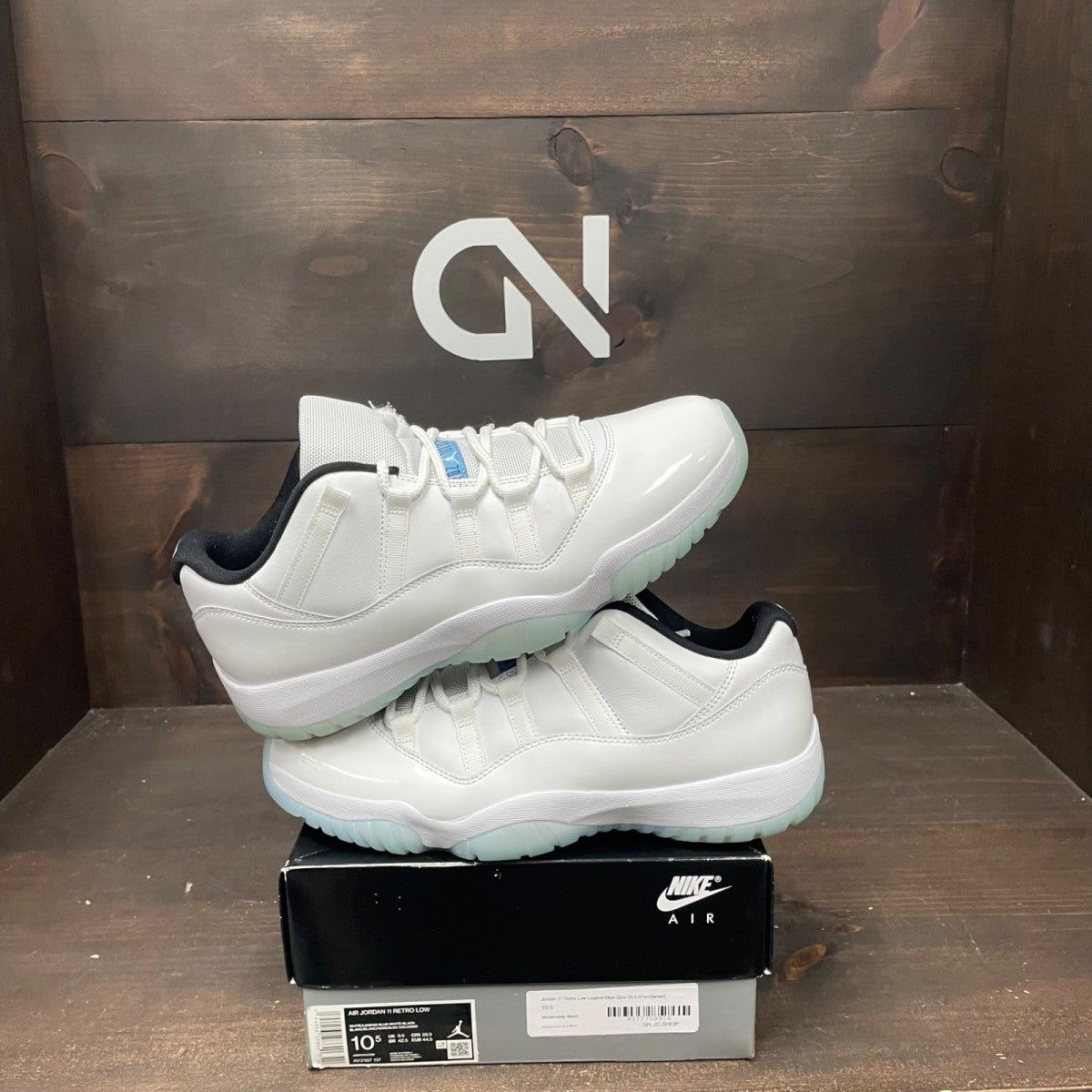 Jordan 11 Retro Low Legend Blue - Image 1