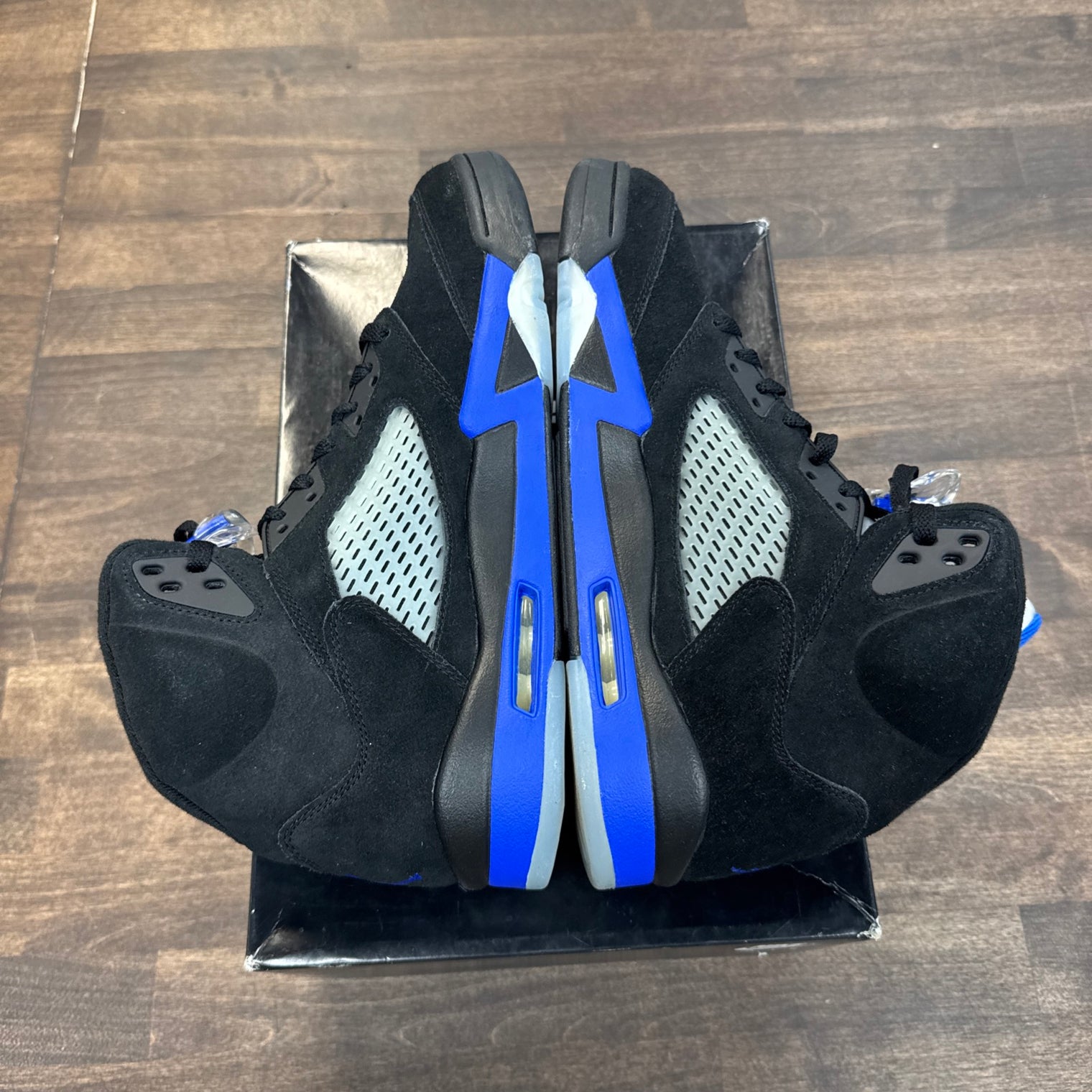 Racer Blue Jordan 5 (USED,Replacement Box)