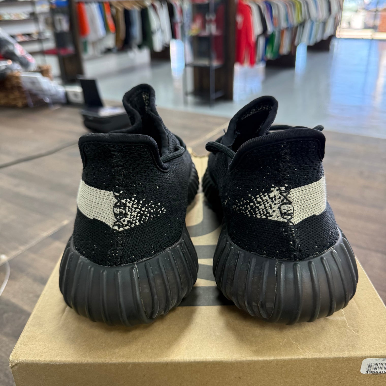 adidas Yeezy Boost 350 V2 Core Black White (US 9) (USED)