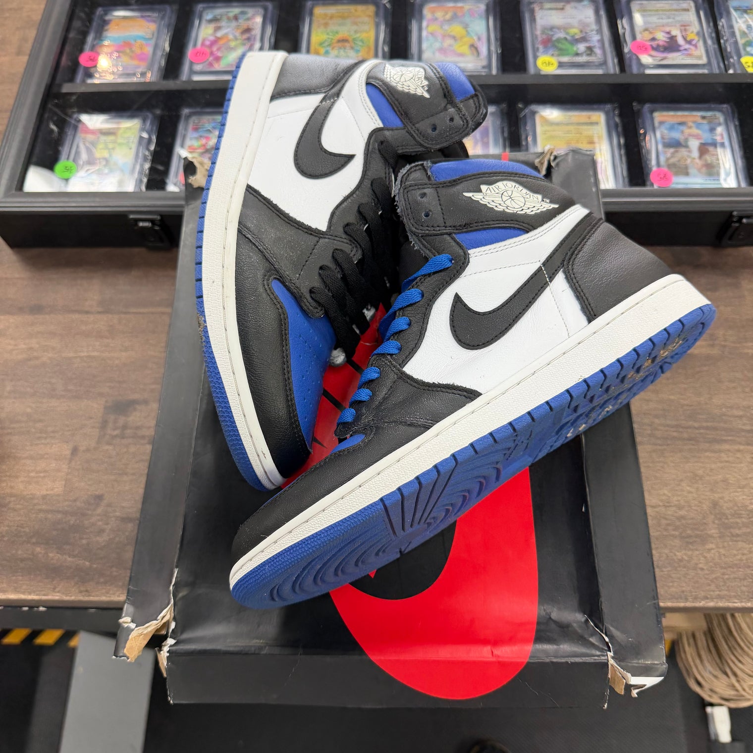 Royal Toe Jordan 1 High Retro (USED)