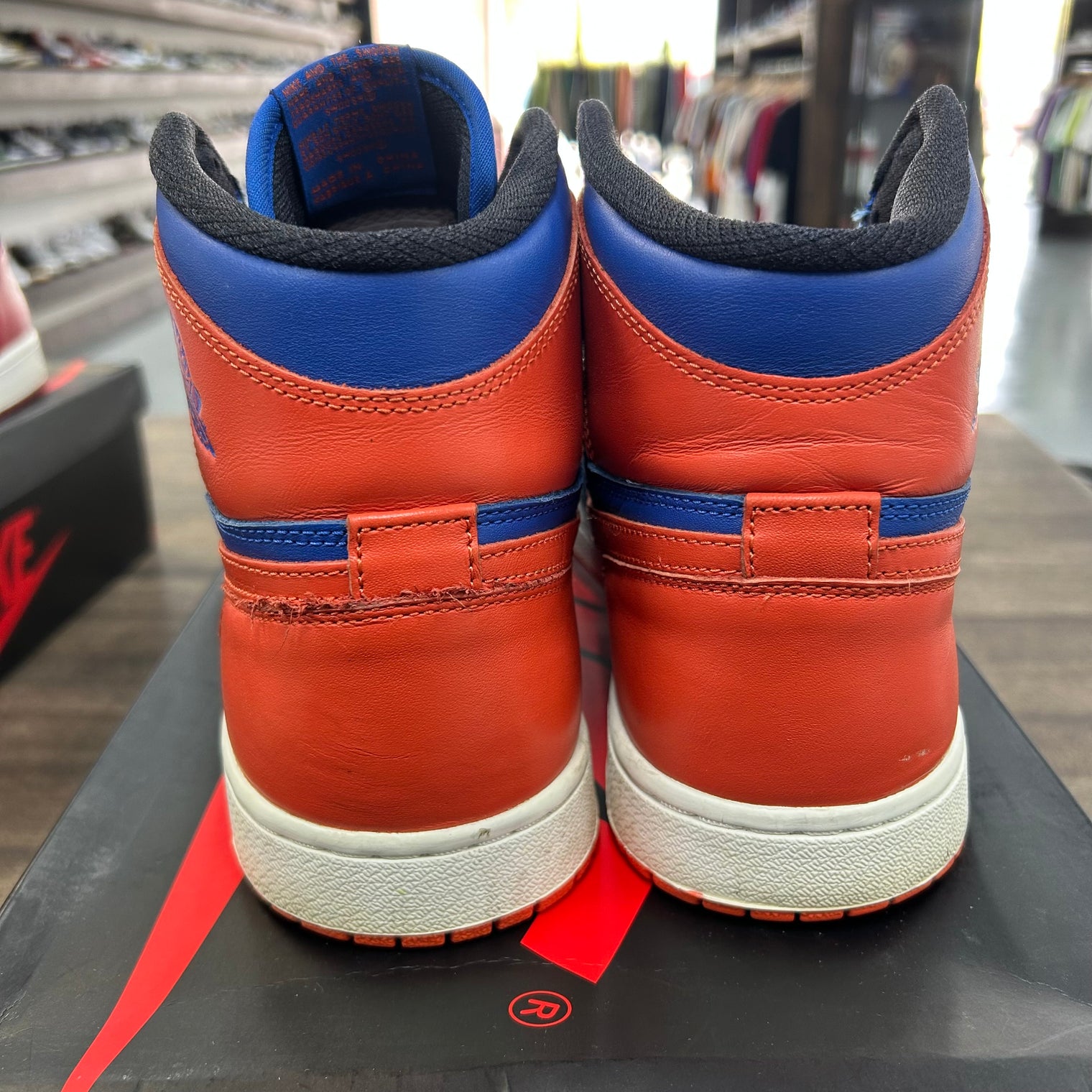Knicks Jordan 1 Retro (USED, No Insoles, No Box)